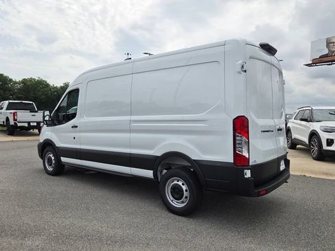 New 2026 Ford Transit 250 148 Medium Roof RWD image 34