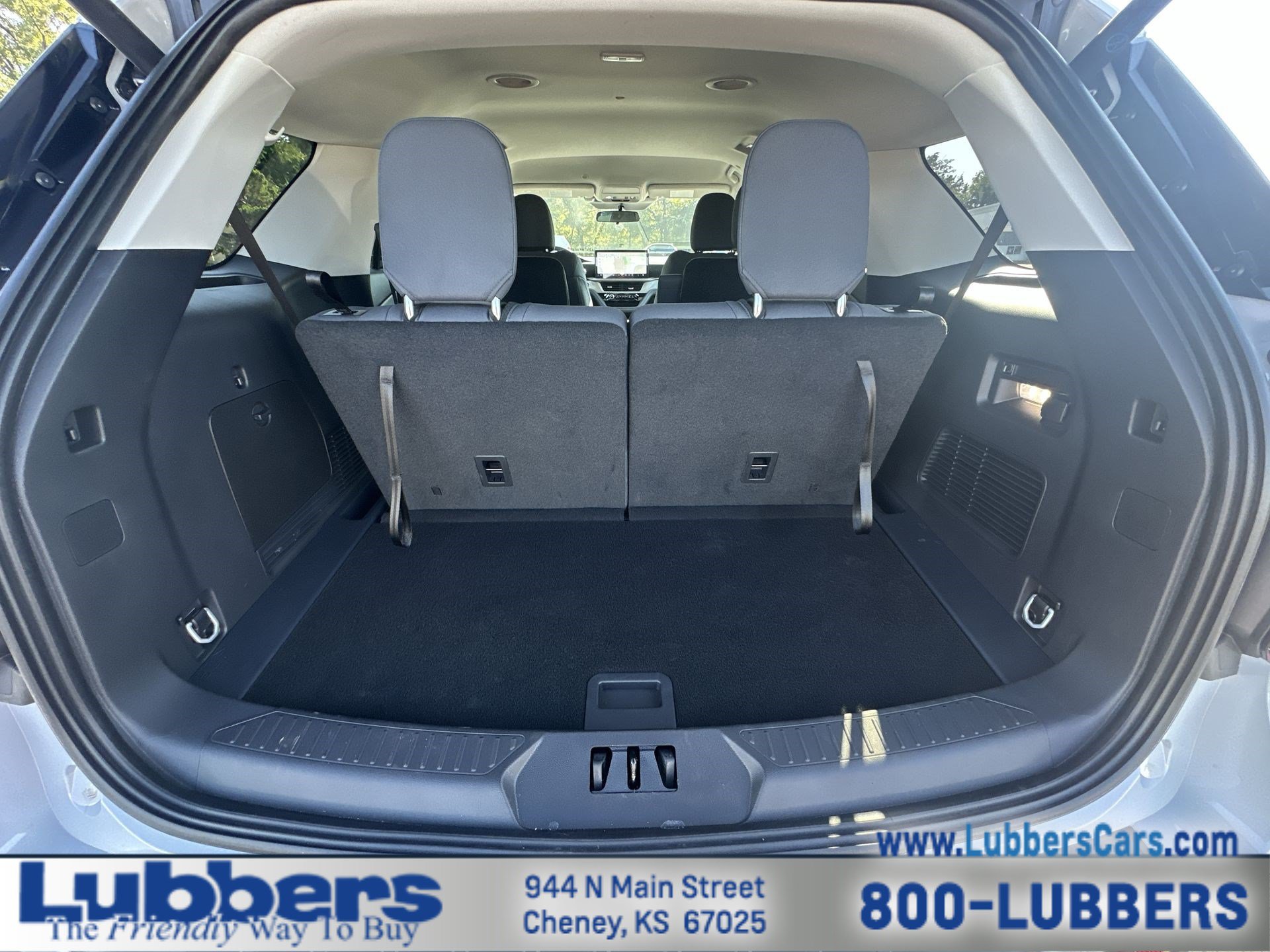 Used 2026 Ford Explorer Active AWD/4WD image 22