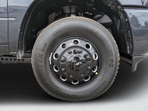 New 2026 RAM 3500 Big Horn AWD/4WD image 10