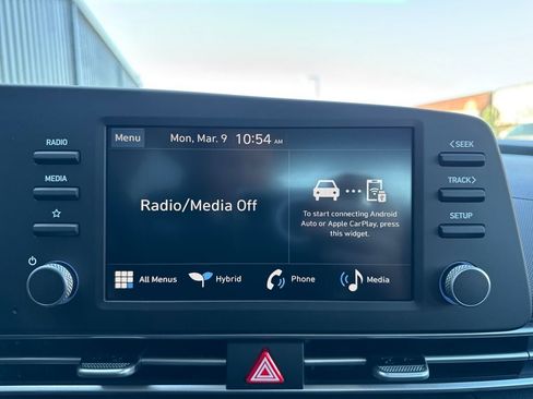 New 2026 Hyundai Elantra Hybrid FWD image 27