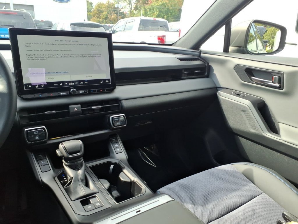 Used 2026 Toyota RAV4 XSE w/ Weather Package AWD/4WD image 16