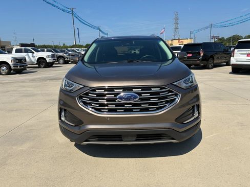 Used 2019 Ford Edge SEL w/ Equipment Group 201A AWD/4WD image 3