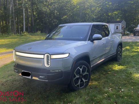 Used 2024 Rivian R1T Adventure AWD/4WD image 1