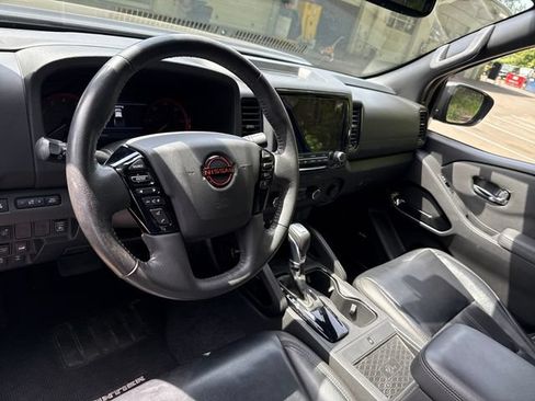 Used 2022 Nissan Frontier PRO-4X w/ Pro-4X Premium Package AWD/4WD image 18