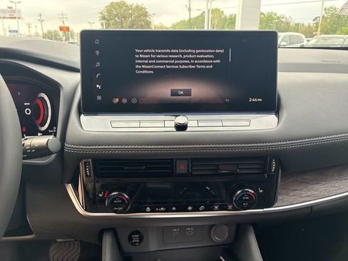 New 2026 Nissan Rogue Platinum AWD/4WD image 24