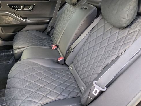Used 2024 Mercedes-Benz S 580 4MATIC Sedan image 30