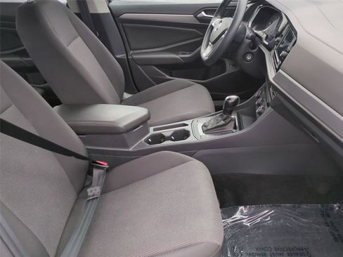Used 2019 Volkswagen Jetta FWD image 19