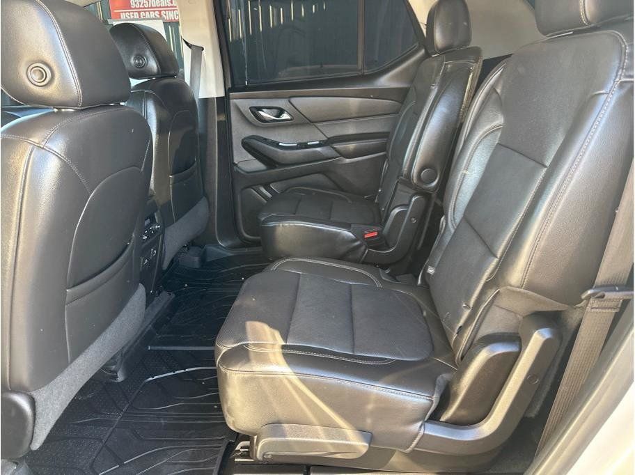 Used 2021 Chevrolet Traverse Premier w/ Redline Edition FWD image 11
