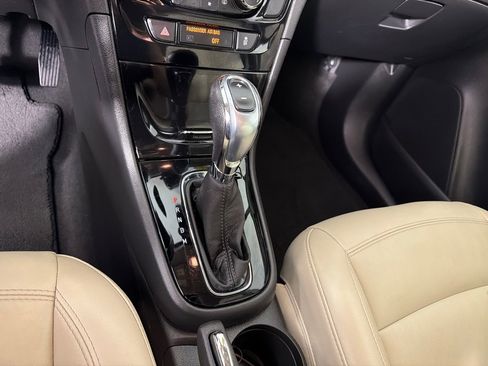 Used 2017 Buick Encore Essence w/ Experience Buick Package AWD/4WD image 17