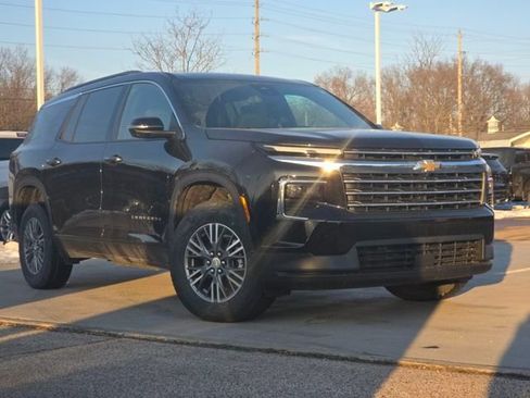 New 2026 Chevrolet Traverse LT w/ LPO, Floor Liner Package image 2