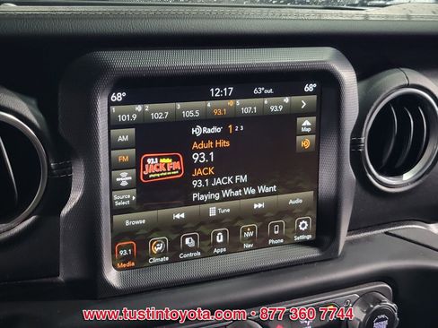 Used 2021 Jeep Gladiator Overland w/ Popular Equipment Package image 20