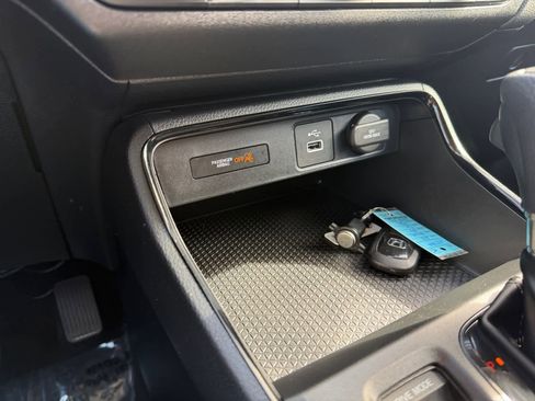 Used 2023 Honda CR-V LX image 22