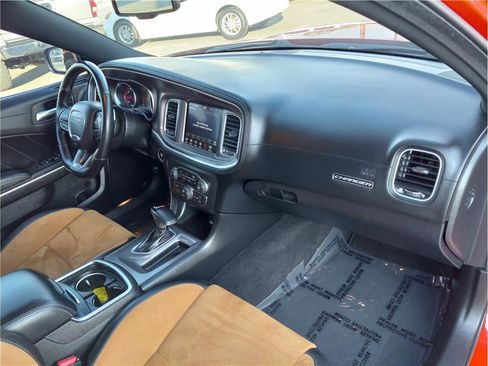 Used 2022 Dodge Charger R/T w/ Plus Group image 11