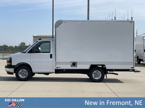 New 2025 GMC Savana 3500 w/ Power Convenience Package image 16