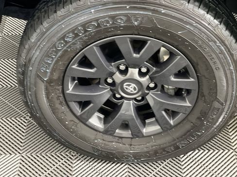 Used 2023 Toyota Tacoma SR5 RWD image 11