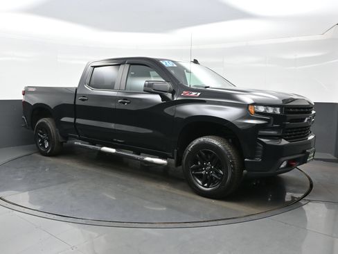 Used 2020 Chevrolet Silverado 1500 LT Trail Boss AWD/4WD image 11