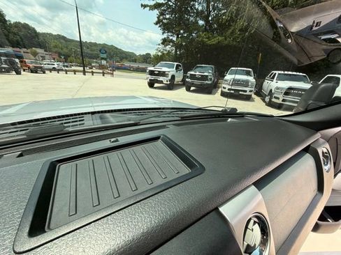 Used 2013 Ford F150 XLT w/ Luxury Equipment Group AWD/4WD image 60