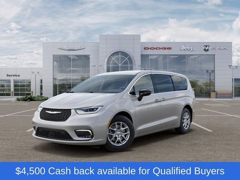 New 2026 Chrysler Pacifica Select image 1
