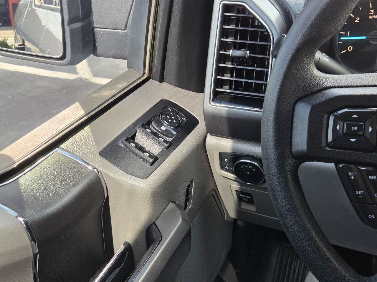 Used 2019 Ford F150 XLT w/ Trailer Tow Package AWD/4WD image 28