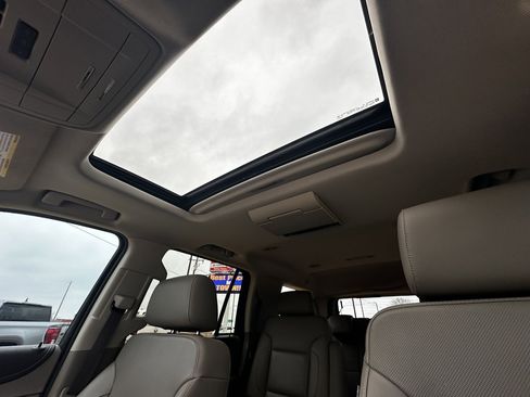 Used 2018 GMC Yukon SLT w/ Open Road Package image 40