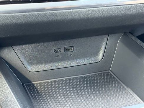New 2026 Chevrolet Equinox ACTIV AWD/4WD image 13