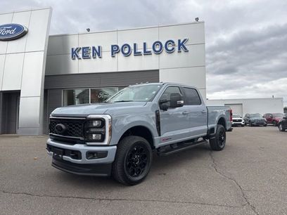 New 2026 Ford F250 Lariat w/ Black Appearance Package