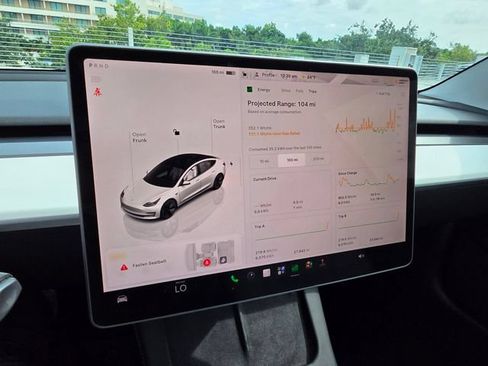 Used 2023 Tesla Model 3 Standard Range RWD image 37