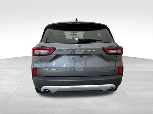 Used 2023 Ford Escape Active FWD image 4
