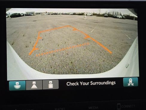 Used 2024 Honda CR-V EX image 8