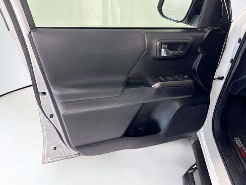 Used 2021 Toyota Tacoma TRD Pro image 25