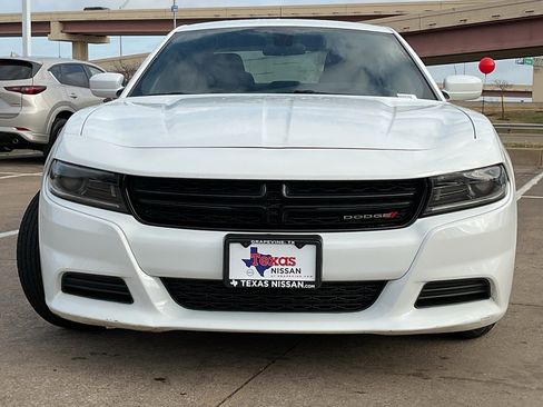 Used 2022 Dodge Charger SXT image 3