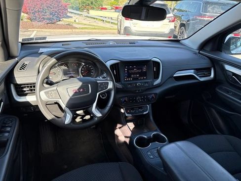 Used 2023 GMC Terrain SLE w/ Driver Convenience Package AWD/4WD image 11