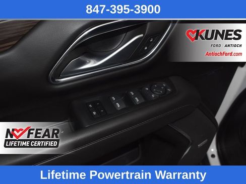 Used 2022 Chevrolet Tahoe LT w/ LT Signature Package AWD/4WD image 17