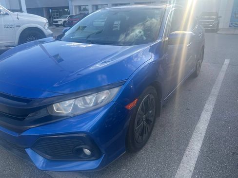 Used 2017 Honda Civic EX image 1