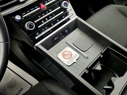 Used 2025 Hyundai Santa Fe SE image 15