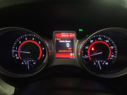 Used 2020 Dodge Journey SE w/ SE Popular Equipment Group image 23