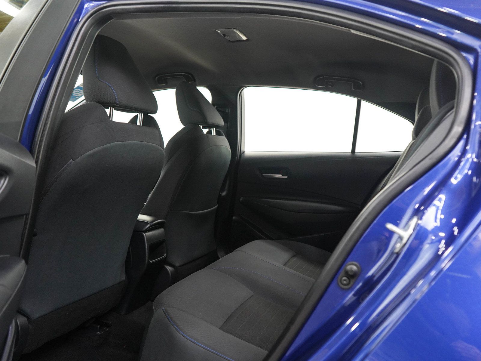Used 2021 Toyota Corolla SE FWD image 16