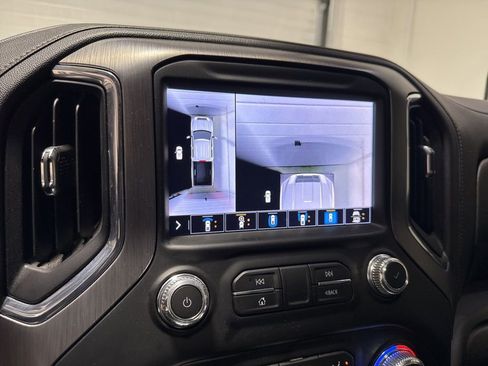 Used 2020 GMC Sierra 2500 Denali w/ Denali Ultimate Package image 18