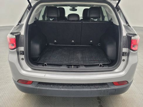 Used 2020 Jeep Compass Latitude image 29