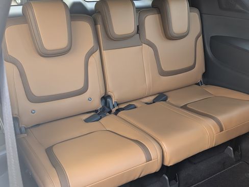 Used 2025 Nissan Armada SL w/ Captain's Chari Seat Package AWD/4WD image 21