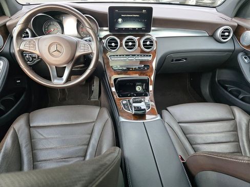 Used 2017 Mercedes-Benz GLC 300 4MATIC image 18