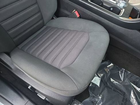 Used 2020 Ford Fusion SE AWD/4WD image 29