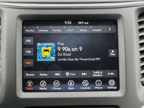 Used 2022 Jeep Cherokee Latitude Lux w/ Sun & Sound Group image 3