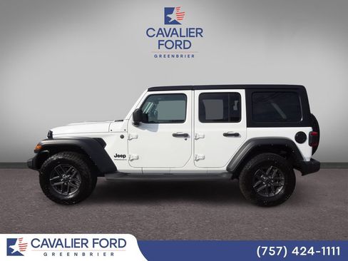 Used 2024 Jeep Wrangler Unlimited Sport AWD/4WD image 4
