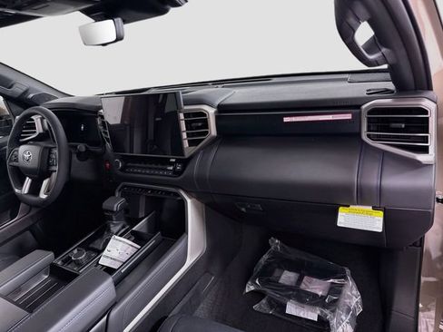 New 2026 Toyota Sequoia Platinum w/ TRD Off-Road Package AWD/4WD image 30