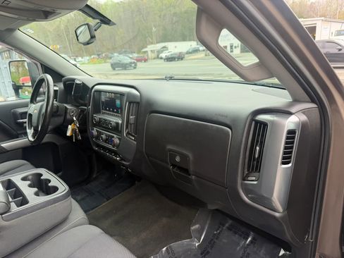 Used 2015 Chevrolet Silverado 1500 LT w/ LT Convenience Package image 17