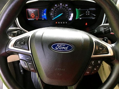 Used 2019 Ford Fusion SE image 23