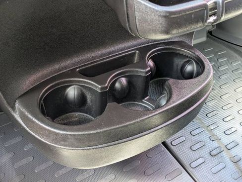 Used 2025 RAM ProMaster 2500 w/ Convenience Group image 22