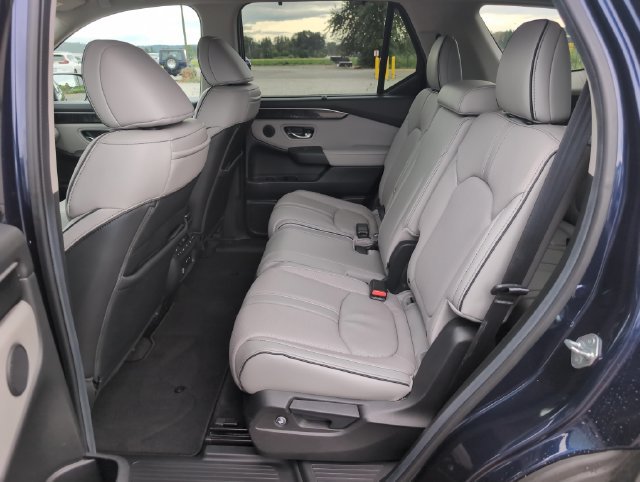 Certified 2025 Honda Pilot Elite image 16