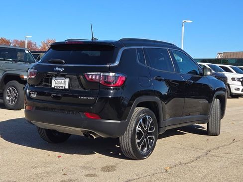 Used 2022 Jeep Compass Limited image 12